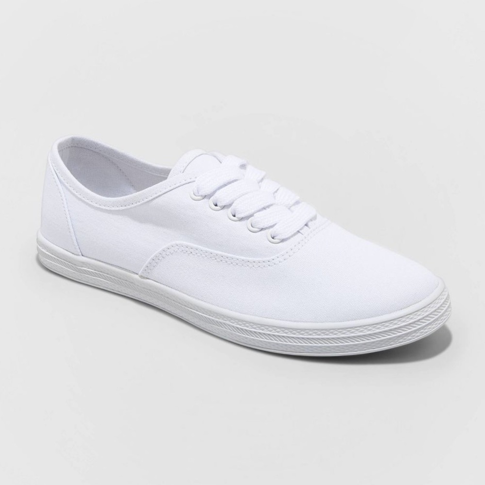 UNIVERSAL THREAD - Women’s Lunea Lace-Up Sneakers.